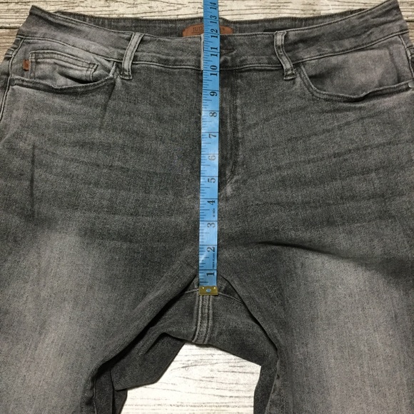 Judy Blue Slim Fit Jeans Women’s 18W Gray Denim Stretch (Inseam 27.5) - Picture 3 of 12